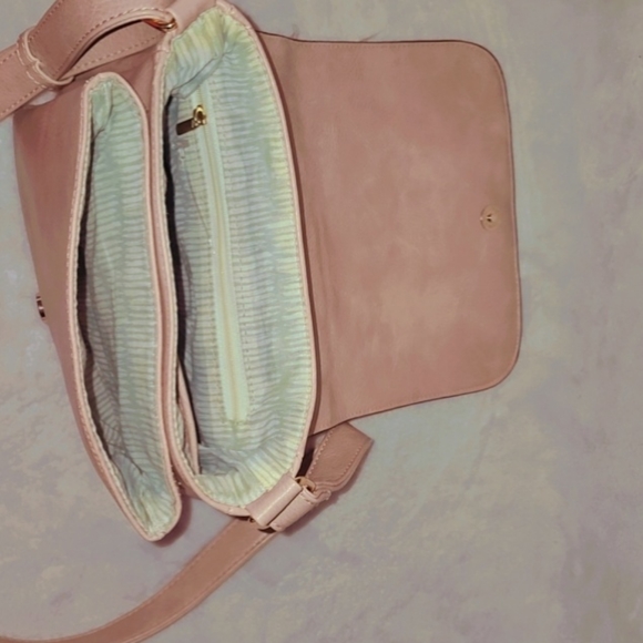 Francesca's Nola Perforated Saddle Crossbody Purse - Picture 4 of 5